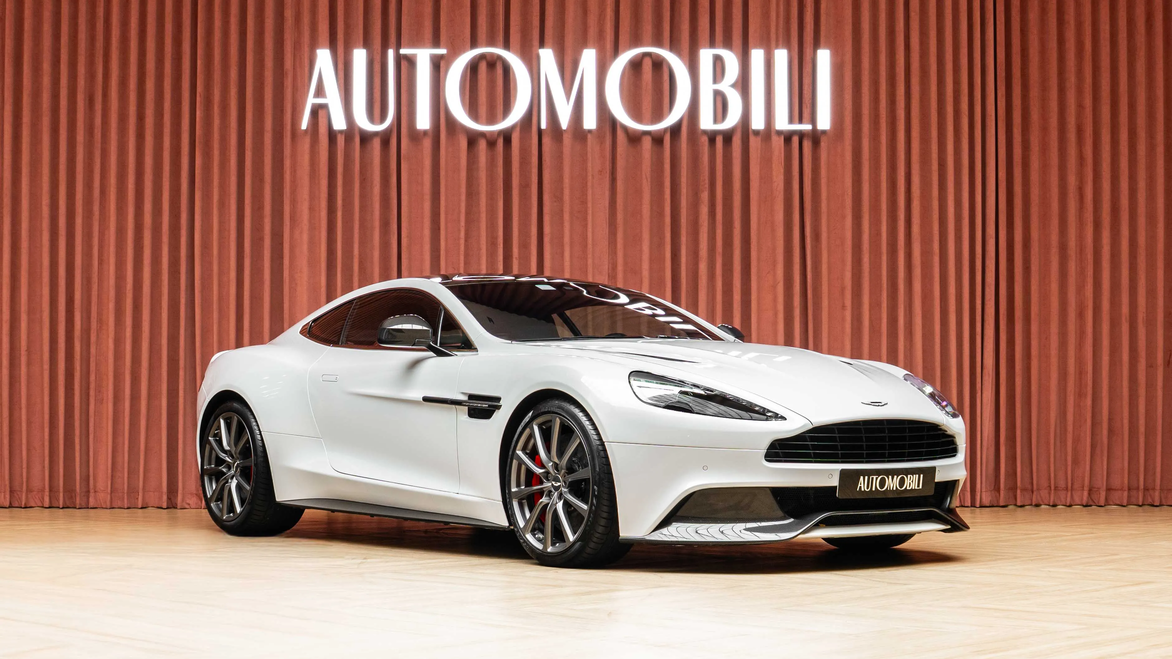 ASTON MARTIN VANQUISH – V12 GRAND TOURER | AUTOMOBILI MOTORS DUBAI